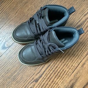 2 Pair Boys Shoes $8